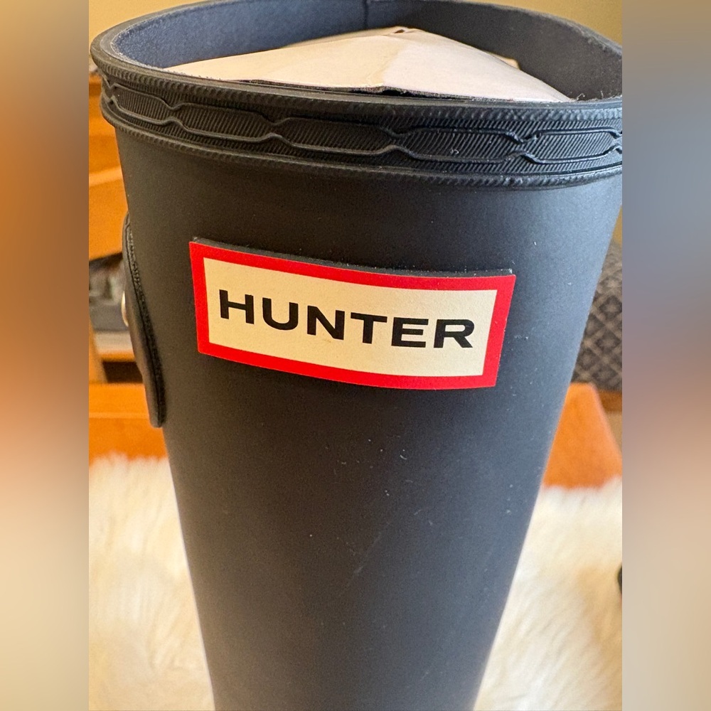 Hunter Women’s Matte Navy Blue Original Tall Rain Boots - Picture 9 of 10